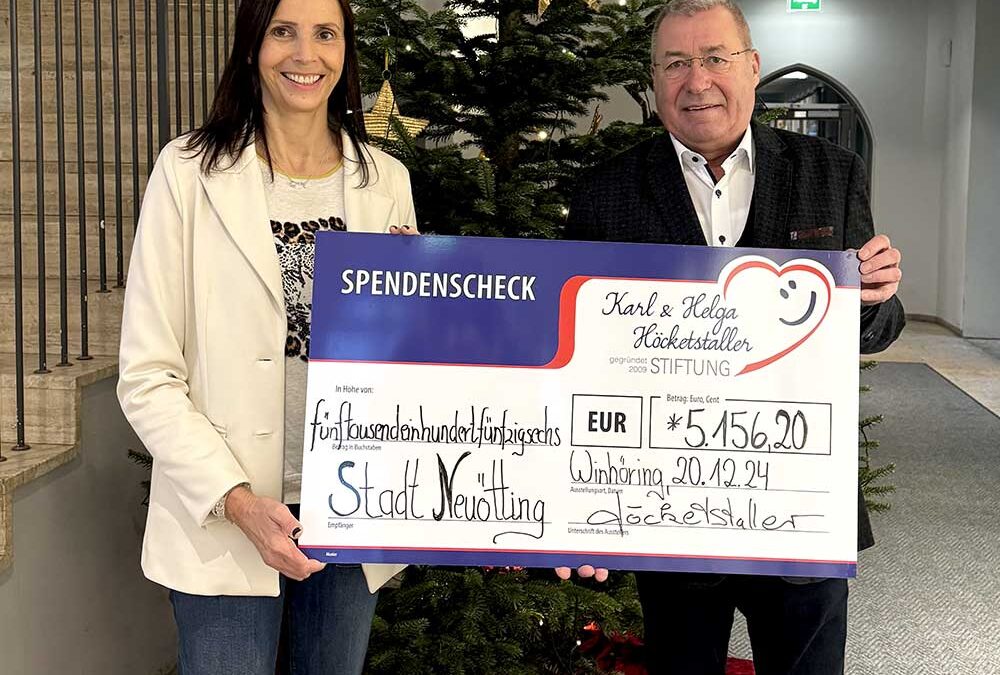 Spendenscheck Übergabe · Neuötting