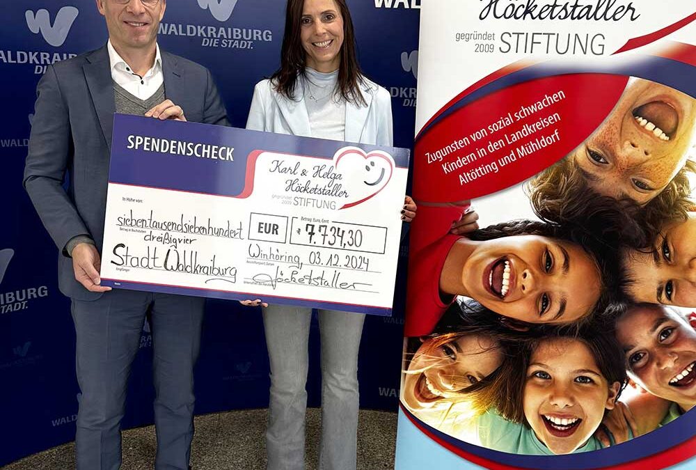 Spendenscheck Übergabe · Waldkraiburg